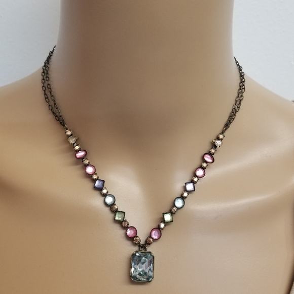 Avon Jewelry - AVON VINTAGE ANTIQUED BRASS DOUBLE CHAIN & MULTICOLOR JEWEL PENDANT NECKLACE